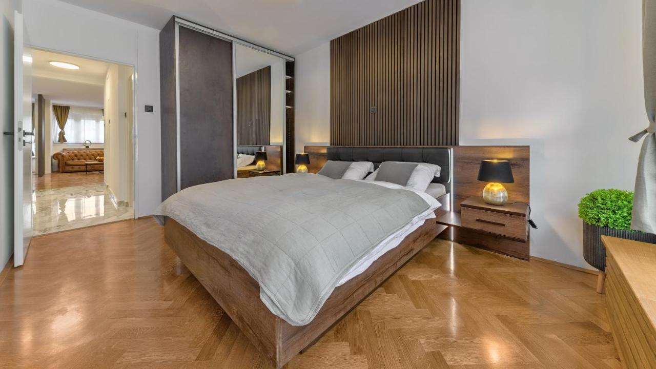 President Apartment With Sauna ซาเกร็บ ภายนอก รูปภาพ