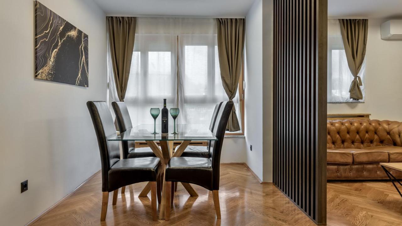President Apartment With Sauna ซาเกร็บ ภายนอก รูปภาพ
